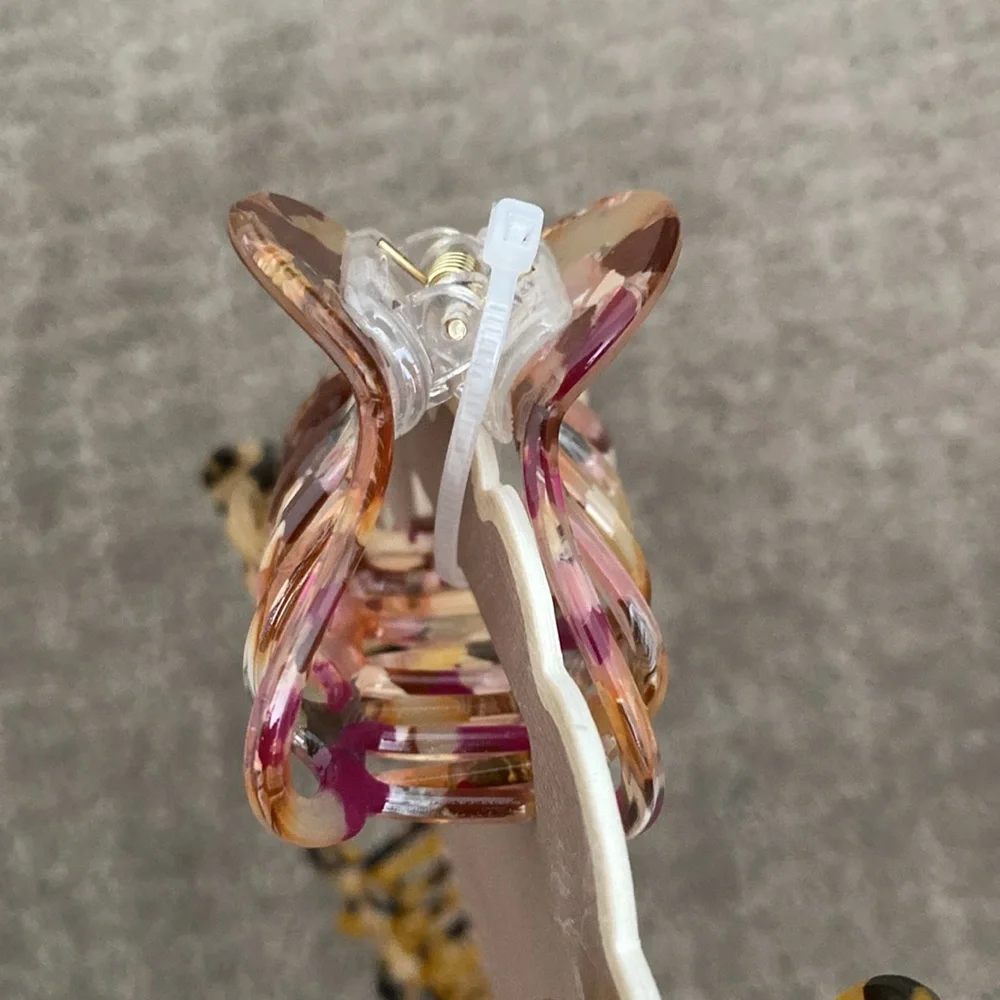 5 New Claw Clips - Picture 2 of 3
